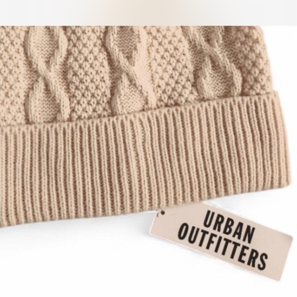 |Urban Outfitters| Pom Cable Knit
Beanie Soft Pink NWT - Picture 2 of 3